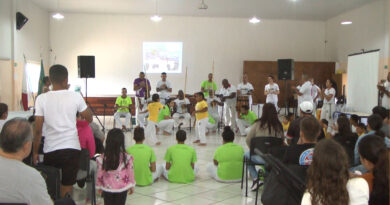 Projeto Mão Amiga Realiza Cerimônia de Troca de Graduação para Jovens Capoeiristas em Guaxupé